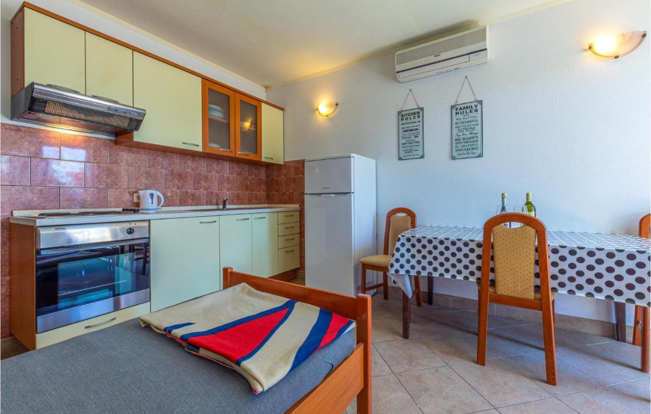 Stunning Apartment In Duce With Wifi Zewnętrze zdjęcie